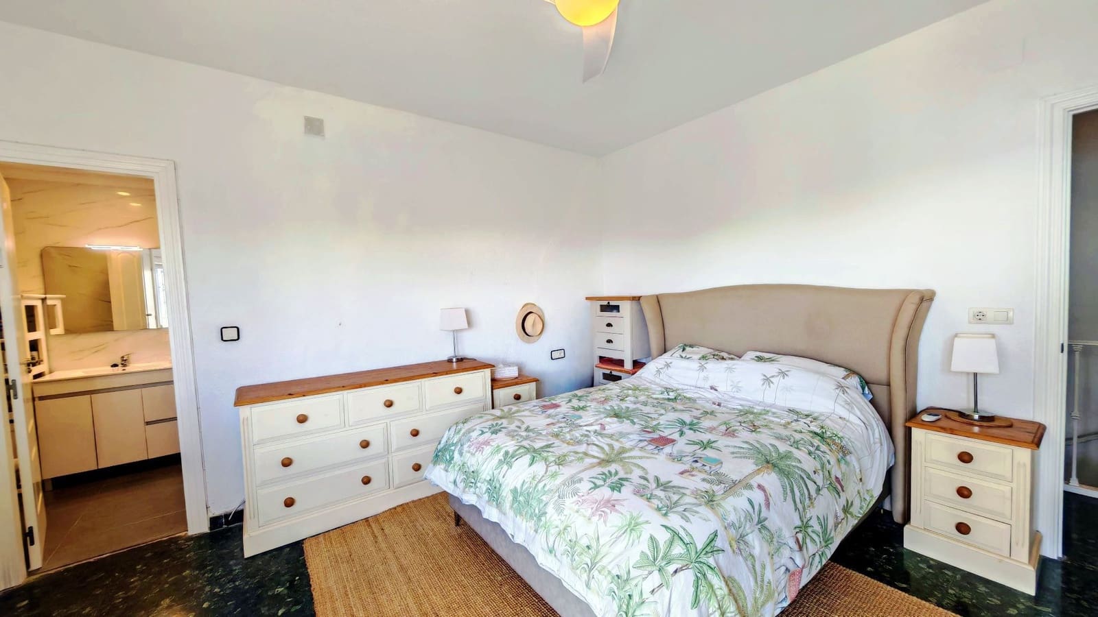 2 soverom Villa til salgs i Torrox-Costa med svømmebasseng garasje - € 330 000 (Ref: 9758507)