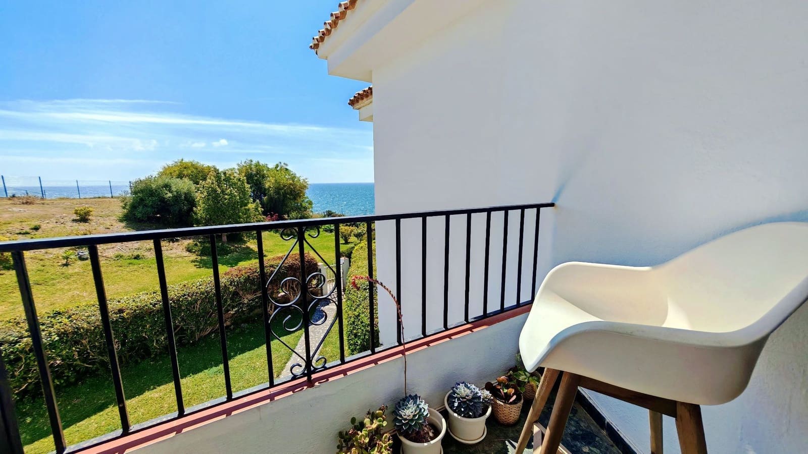 2 soverom Villa til salgs i Torrox-Costa med svømmebasseng garasje - € 330 000 (Ref: 9758507)