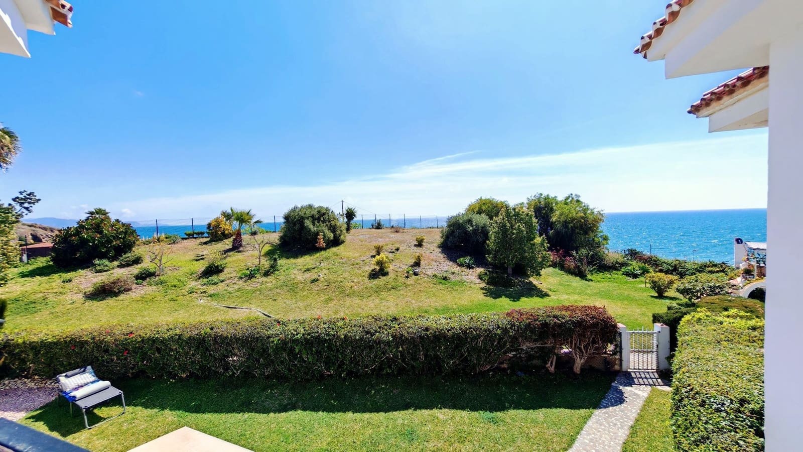 2 soverom Villa til salgs i Torrox-Costa med svømmebasseng garasje - € 330 000 (Ref: 9758507)