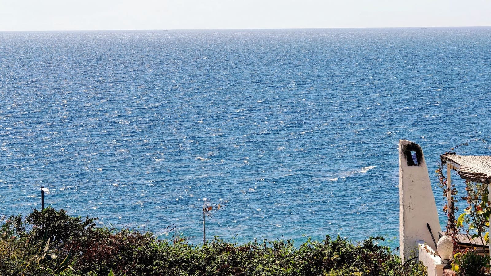 2 soverom Villa til salgs i Torrox-Costa med svømmebasseng garasje - € 330 000 (Ref: 9758507)