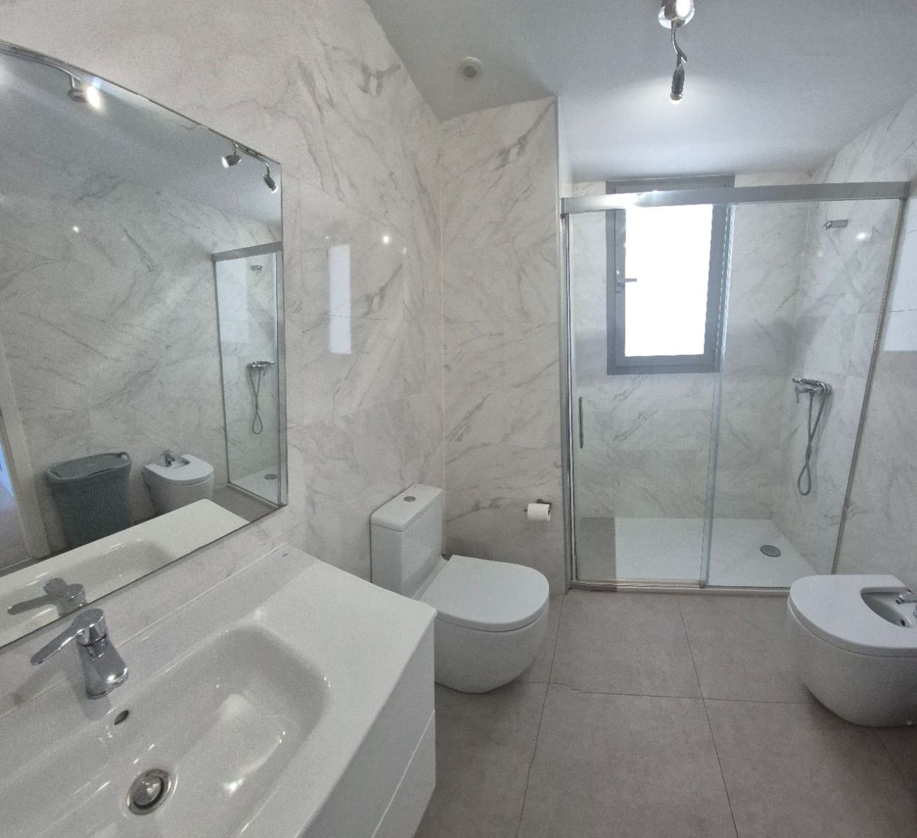 1 bedroom Apartment for sale in Torrox-Costa with pool garage - € 350,000 (Ref: 9806058)