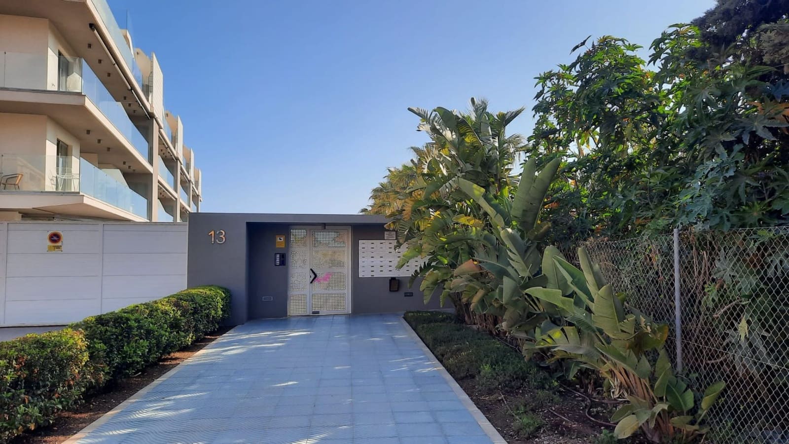 1 bedroom Apartment for sale in Torrox-Costa with pool garage - € 350,000 (Ref: 9806058)