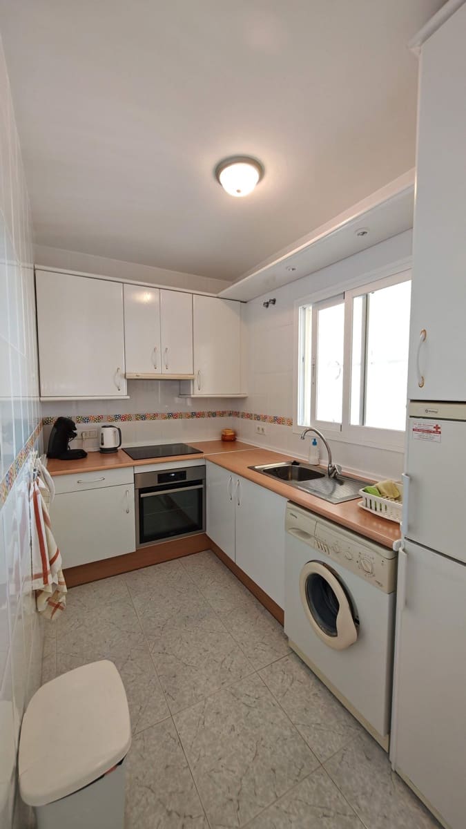 1 sypialnia Apartament na sprzedaż w Torrox Park z basenem garażem - 195 000 € (Ref: 9838864)