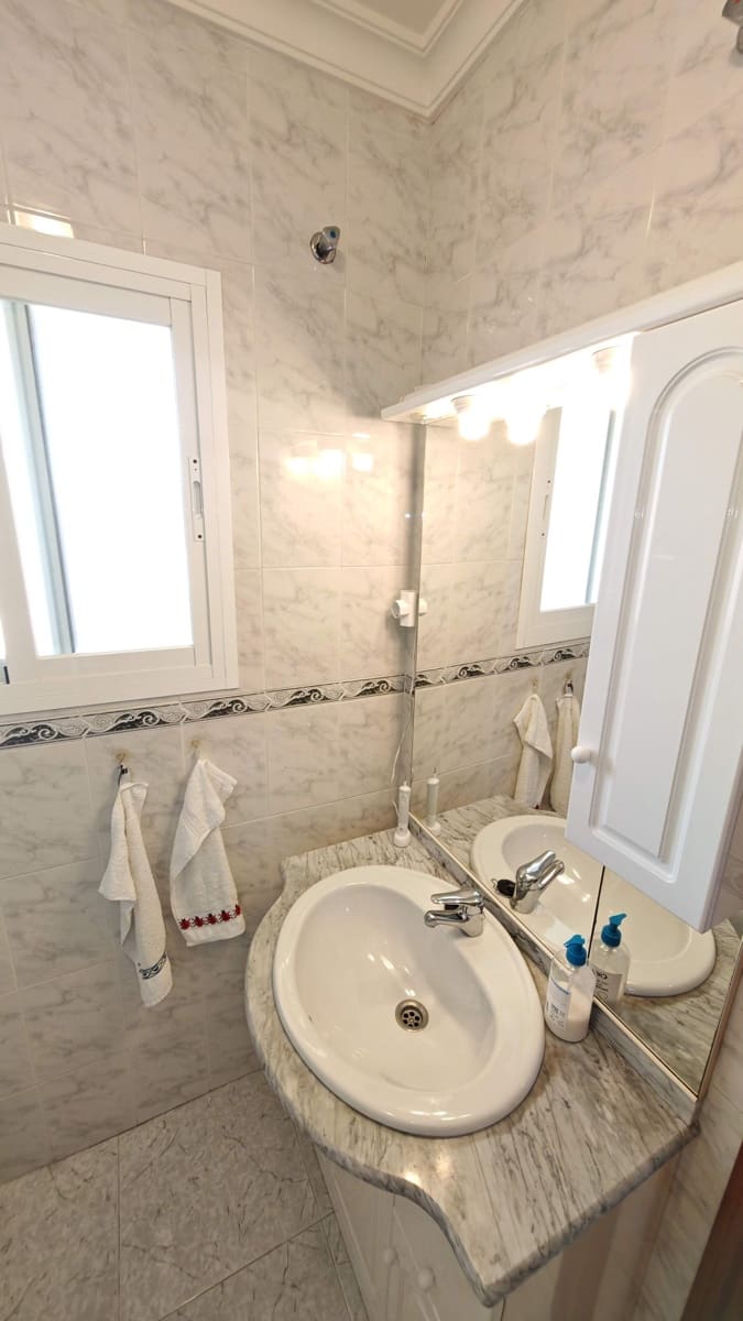 1 sypialnia Apartament na sprzedaż w Torrox Park z basenem garażem - 195 000 € (Ref: 9838864)