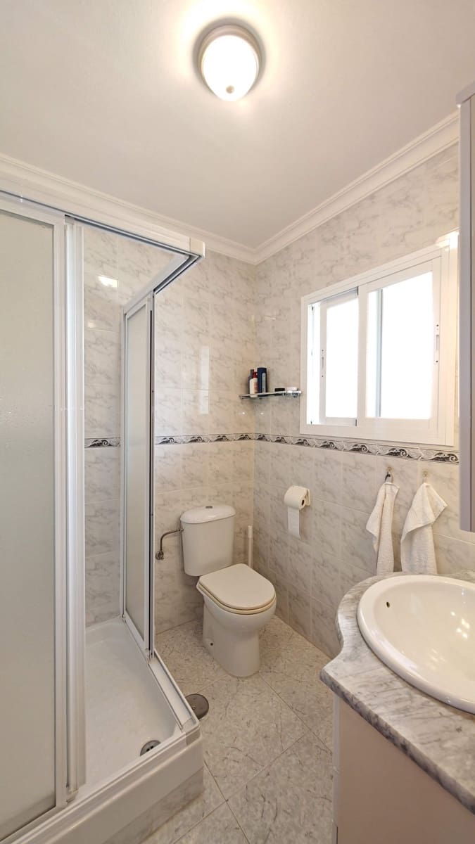 1 sypialnia Apartament na sprzedaż w Torrox Park z basenem garażem - 195 000 € (Ref: 9838864)