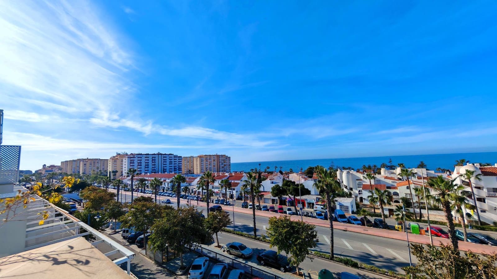 2 sovrum Hus till salu i Torrox-Costa med pool garage - 359 000 € (Ref: 9893679)