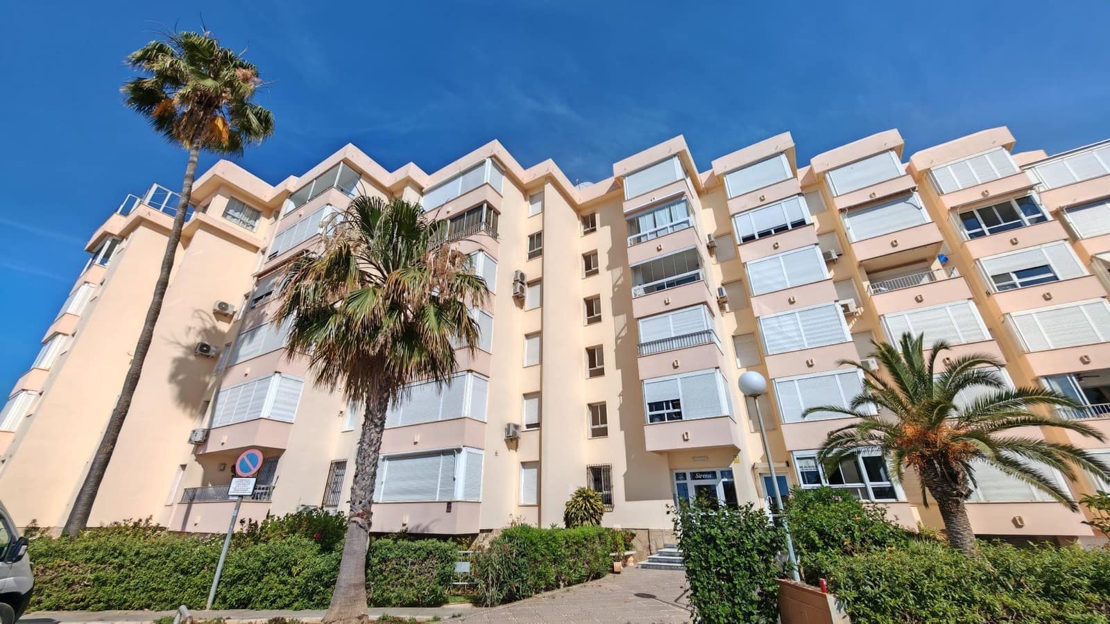 Appartement de 1 chambre à louer à Torrox-Costa - 690 € (Ref: 9893680)