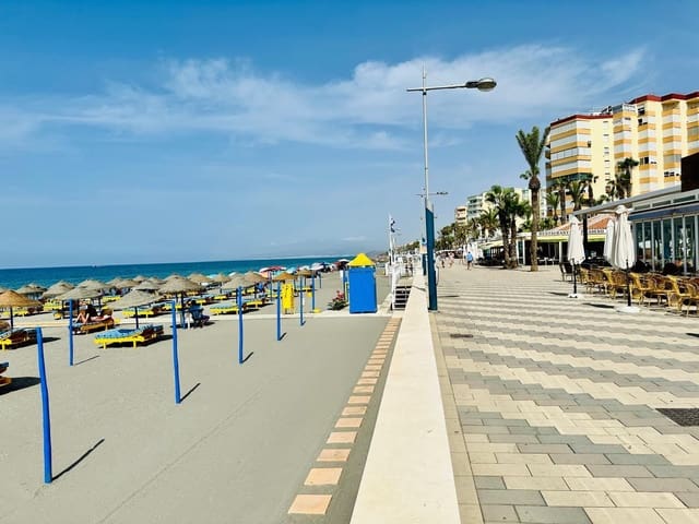 1 soveværelse Lejlighed til salg i Centro Internacional, Torrox med swimmingpool - € 249.000 (Ref: 9959110)