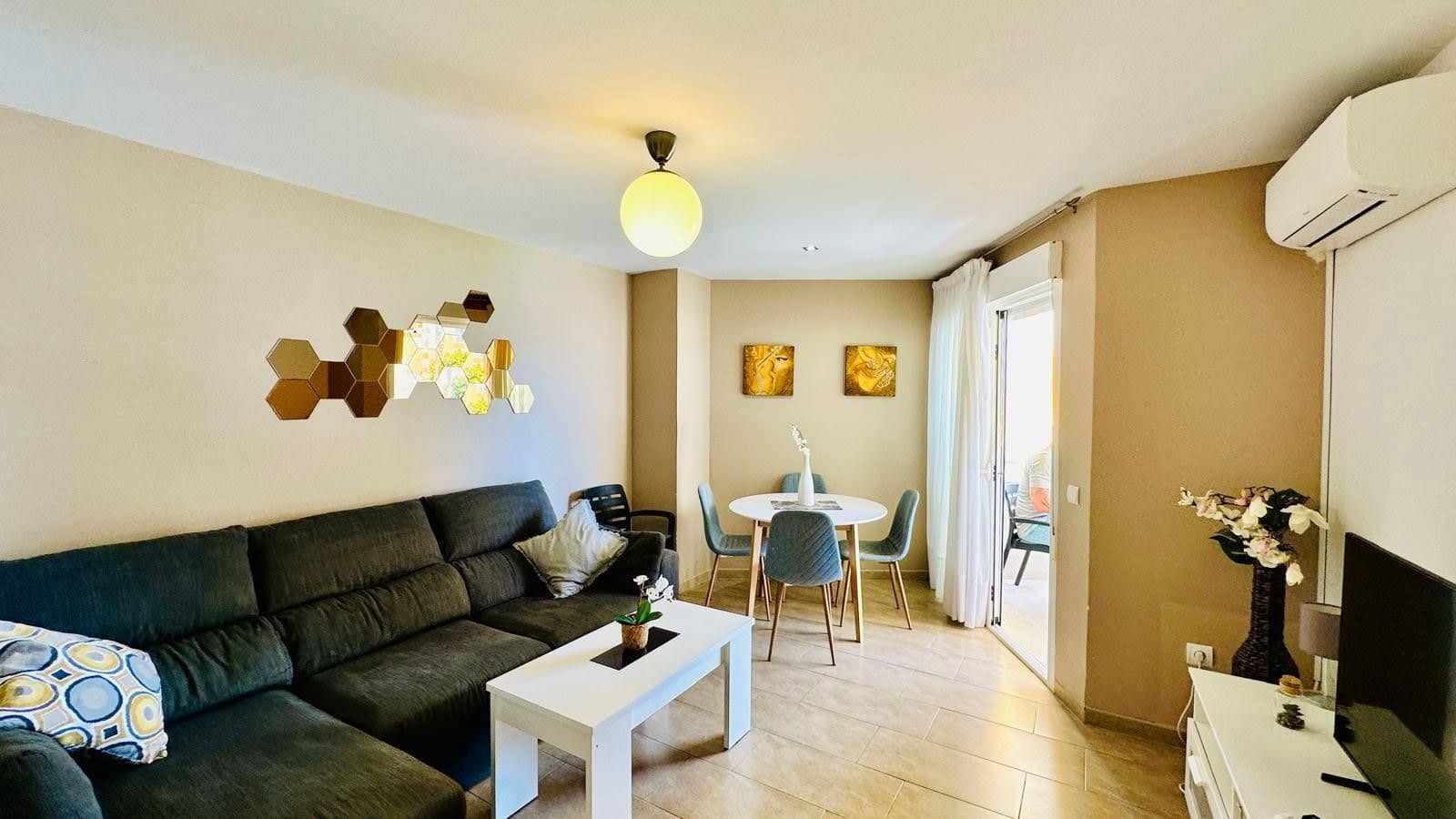 1 chambre Appartement à vendre à Torrox-Costa avec piscine - 249 000 € (Ref: 9959110)