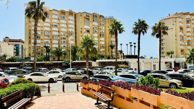 1 soveværelse Lejlighed til salg i Centro Internacional, Torrox med swimmingpool - € 249.000 (Ref: 9959110)