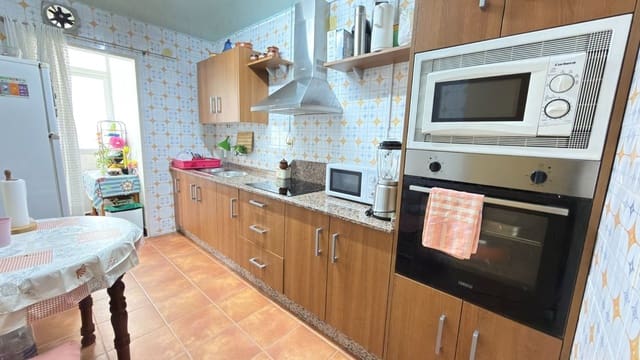 3 soveværelse Lejlighed til salg i Caleta de Vélez, Vélez-Málaga - € 184.500 (Ref: 9966086)