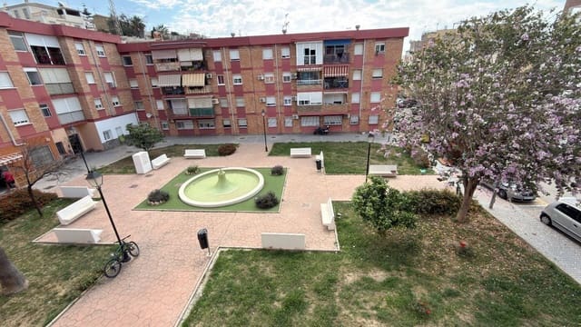 3 soveværelse Lejlighed til salg i Caleta de Vélez, Vélez-Málaga - € 184.500 (Ref: 9966086)