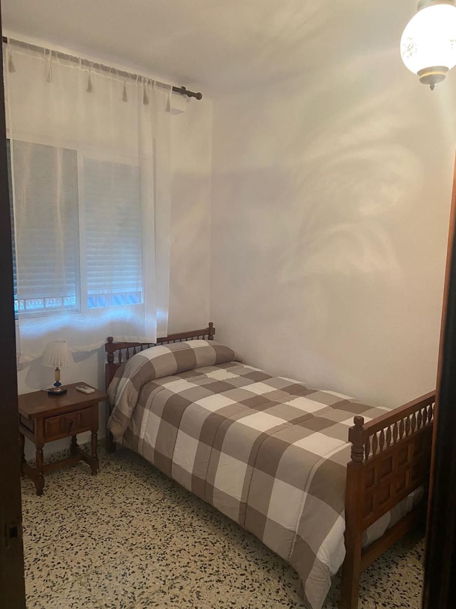3 quarto Moradia Geminada para venda em Velez-Malaga - 245 000 € (Ref: 9966087)