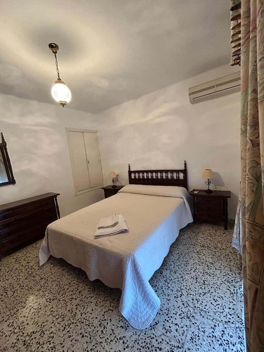 3 quarto Moradia Geminada para venda em Velez-Malaga - 245 000 € (Ref: 9966087)
