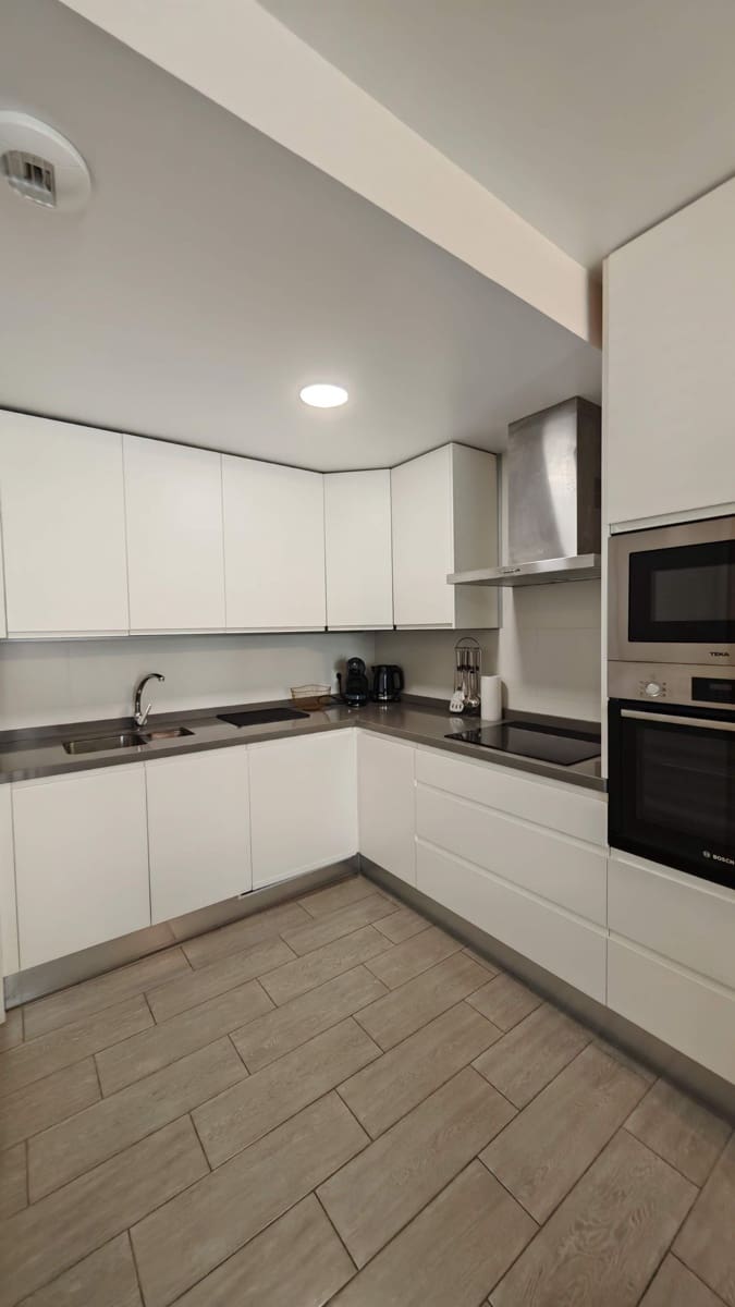 3 sypialnia Apartament na sprzedaż w Torrox-Costa z basenem garażem - 415 000 € (Ref: 9998026)