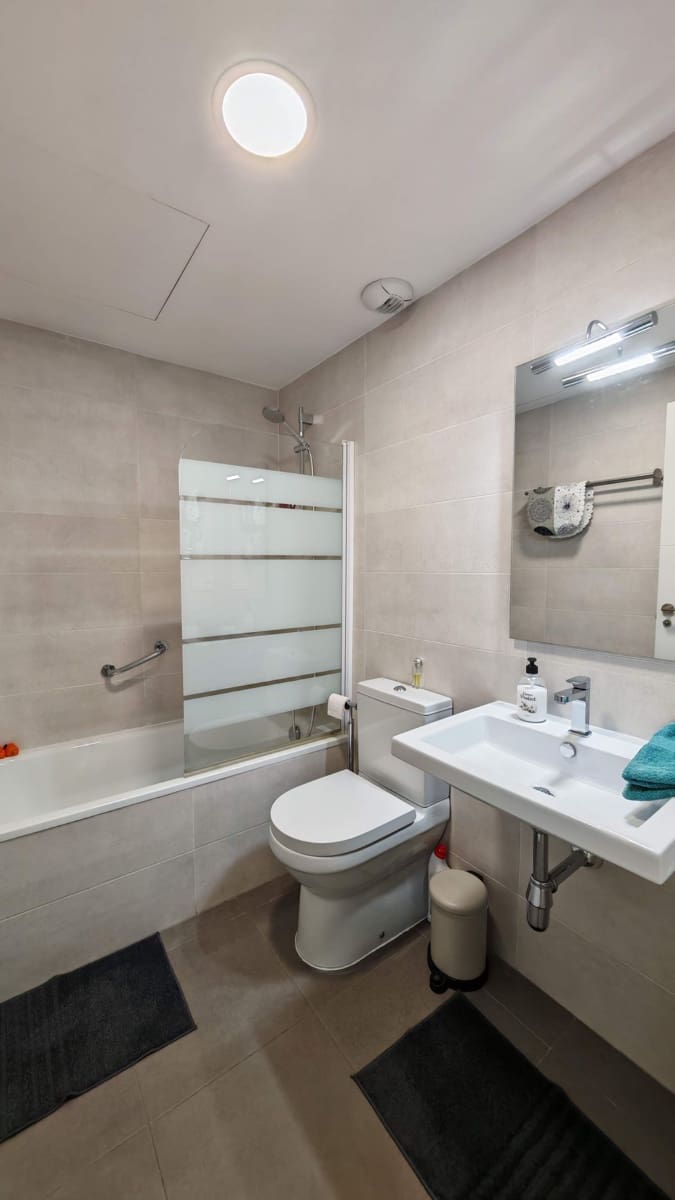 3 sypialnia Apartament na sprzedaż w Torrox-Costa z basenem garażem - 415 000 € (Ref: 9998026)