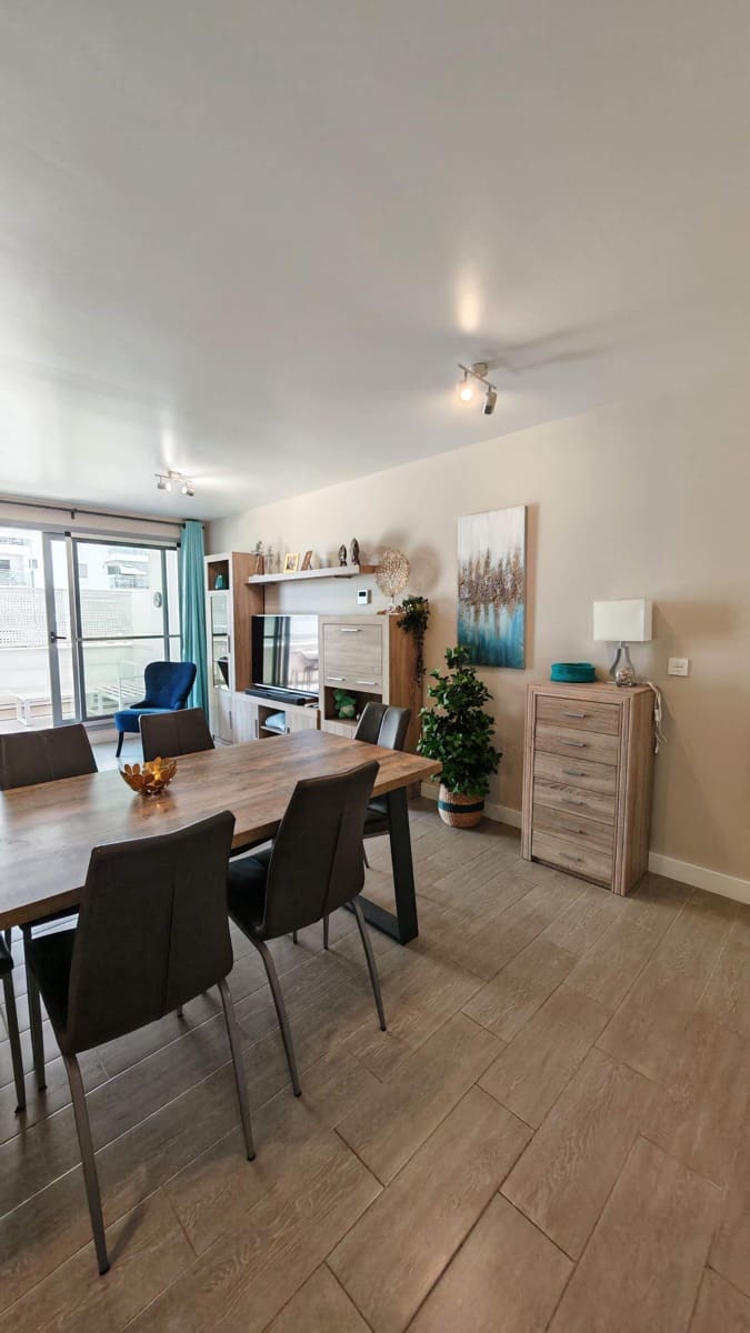 3 slaapkamer Flat te koop in Torrox-Costa met zwembad garage - € 415.000 (Ref: 9999517)