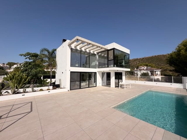 4 chambre Villa/Maison à vendre à Benitachell / Benitatxell avec piscine garage - 1 300 000 € (Ref: 10060607)