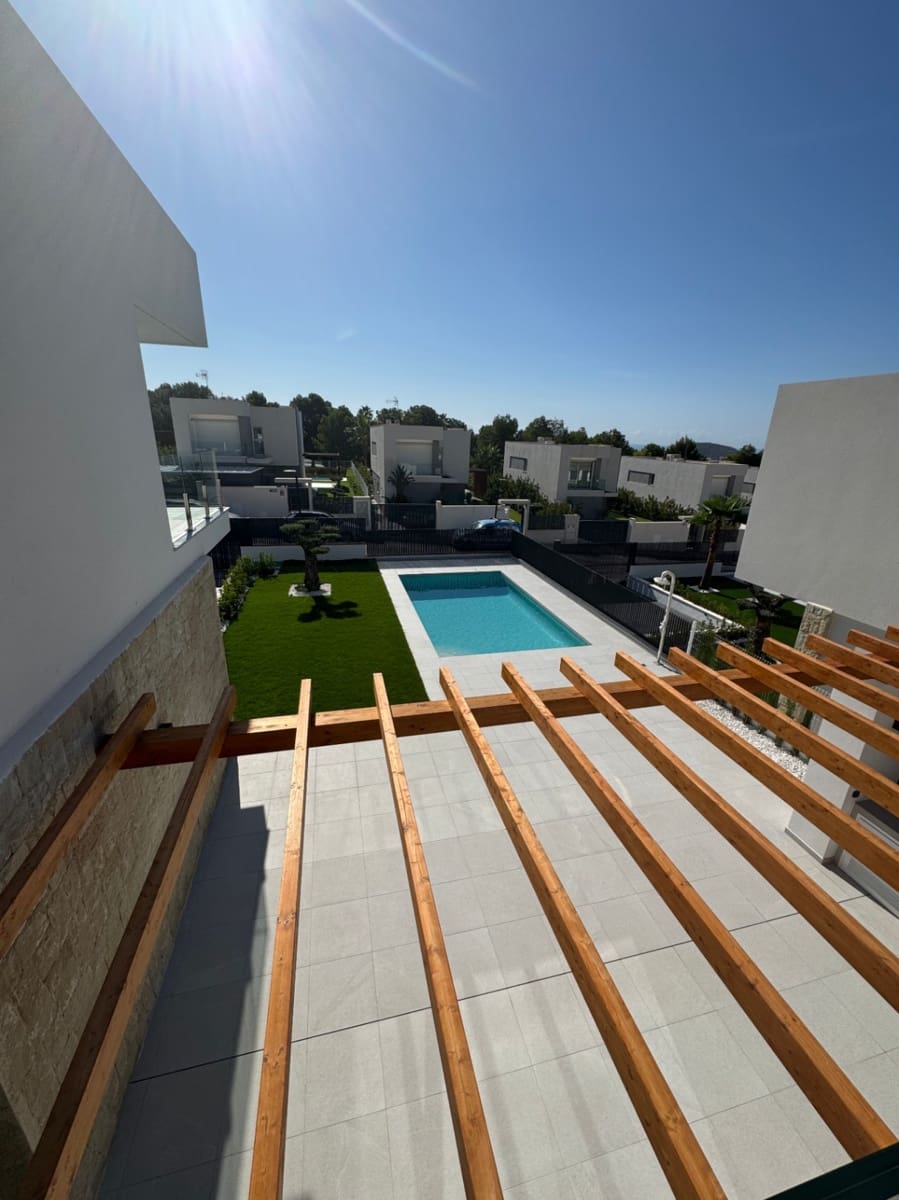 3 sovrum Villa till salu i Finestrat med pool garage - 1 195 000 € (Ref: 8524602)