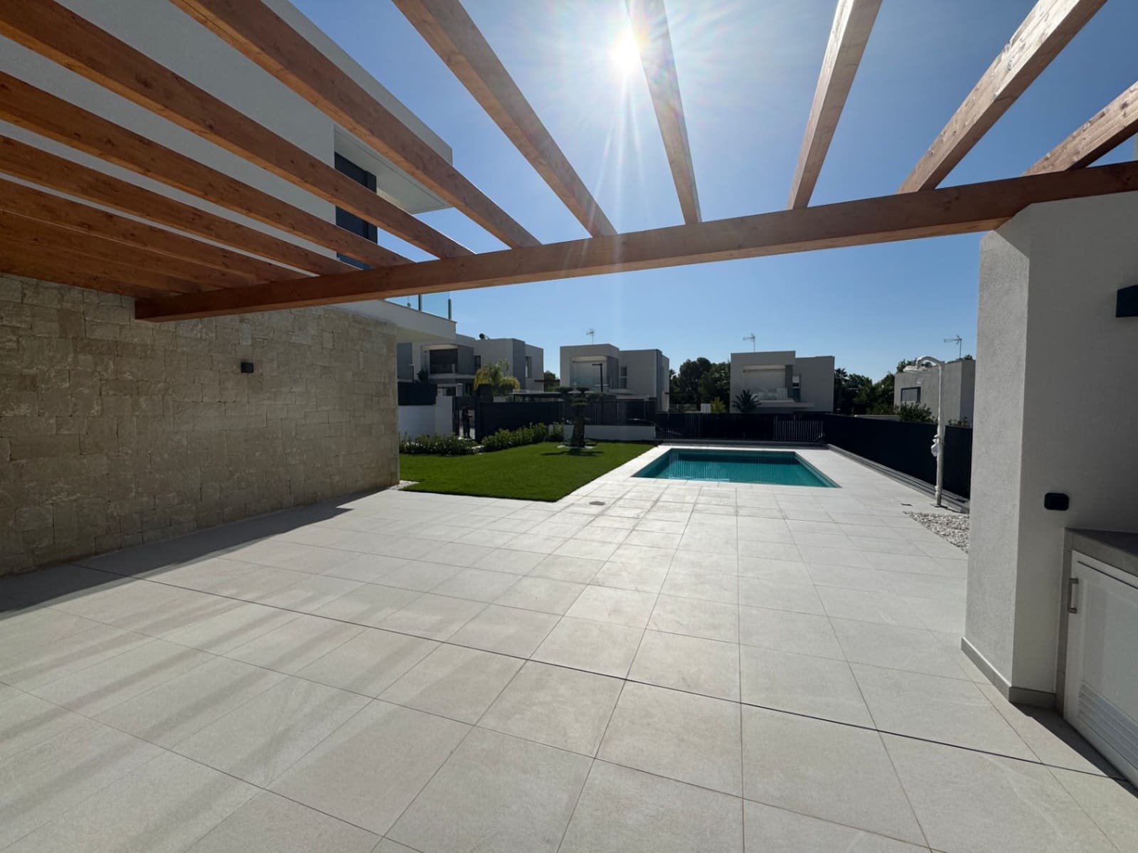 3 sovrum Villa till salu i Finestrat med pool garage - 1 195 000 € (Ref: 8524602)