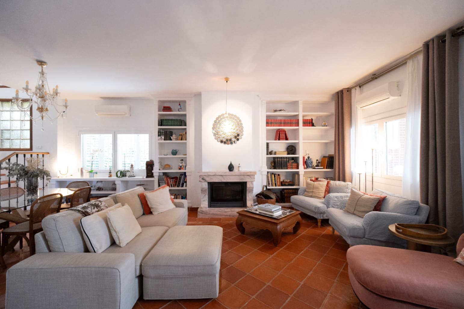 5 sypialnia Willa na sprzedaż w L'Eliana z basenem garażem - 985 000 € (Ref: 9911467)