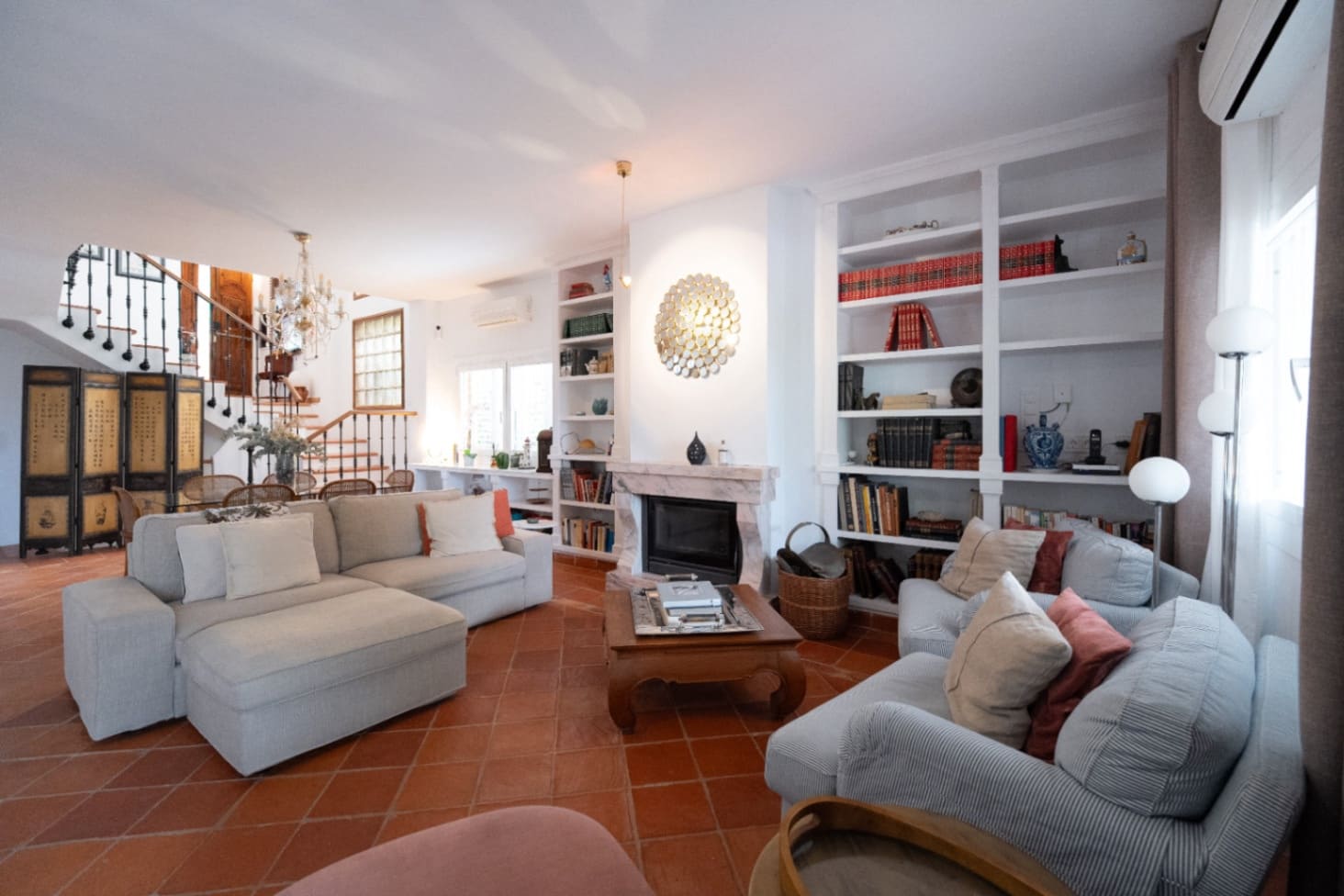 5 sypialnia Willa na sprzedaż w L'Eliana z basenem garażem - 985 000 € (Ref: 9911467)