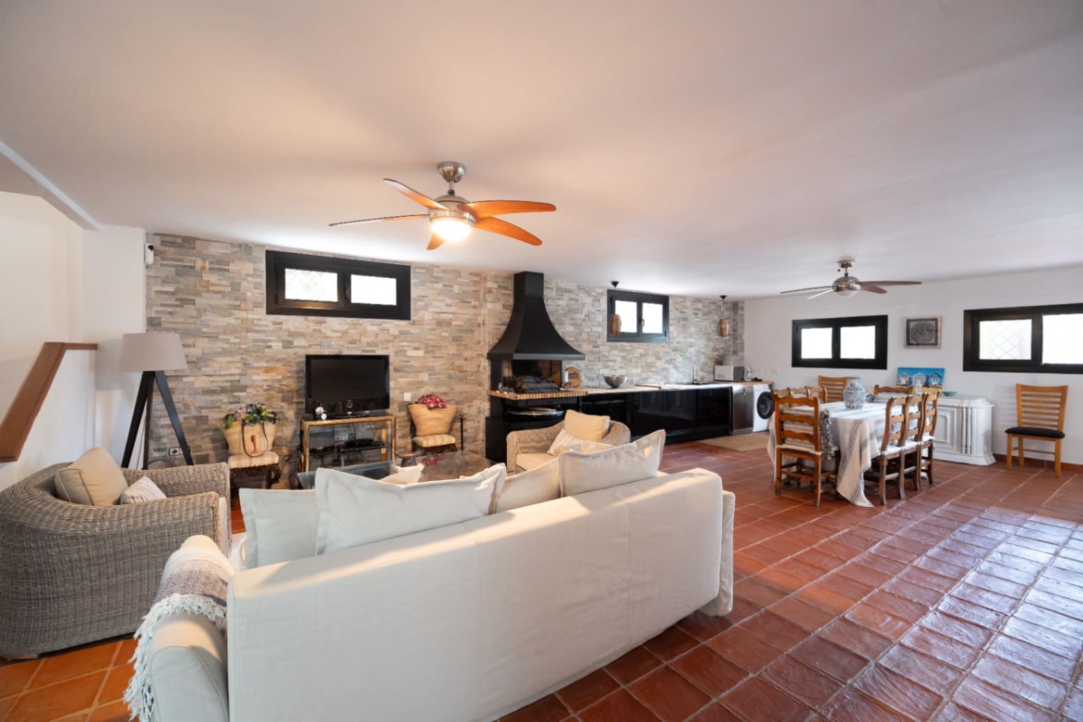 5 sypialnia Willa na sprzedaż w L'Eliana z basenem garażem - 985 000 € (Ref: 9911467)