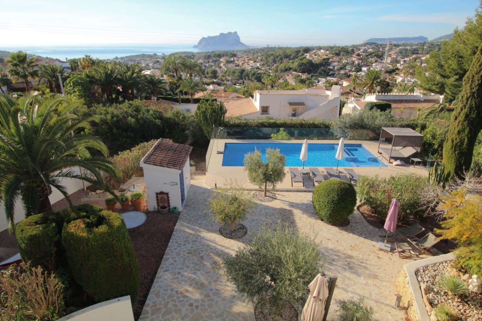 4 slaapkamer Villa te koop in Benissa met zwembad garage - € 1.499.000 (Ref: 9911469)