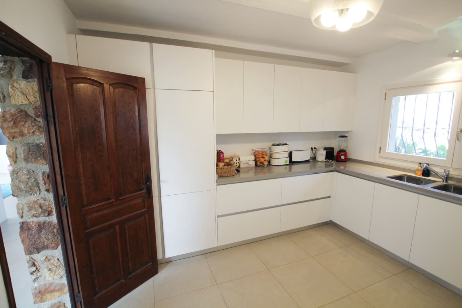 4 slaapkamer Villa te koop in Benissa met zwembad garage - € 1.499.000 (Ref: 9911469)