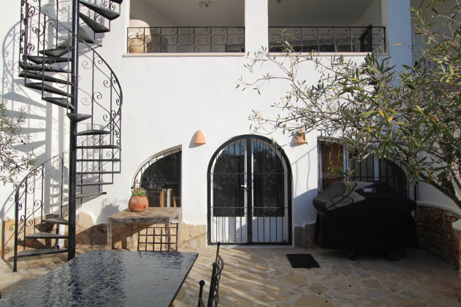 4 slaapkamer Villa te koop in Benissa met zwembad garage - € 1.499.000 (Ref: 9911469)