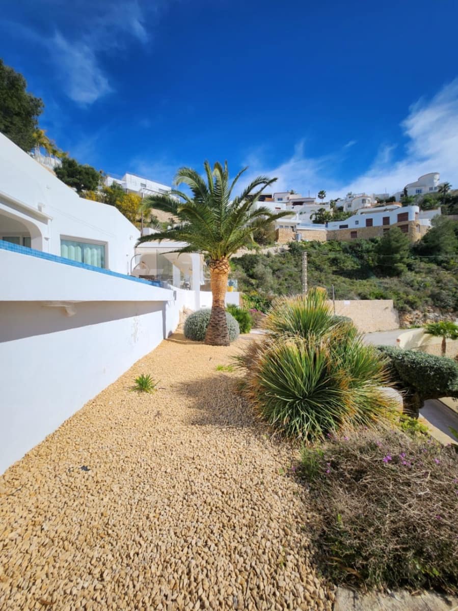 4 slaapkamer Villa te koop in Moraira met zwembad garage - € 1.550.000 (Ref: 9911472)