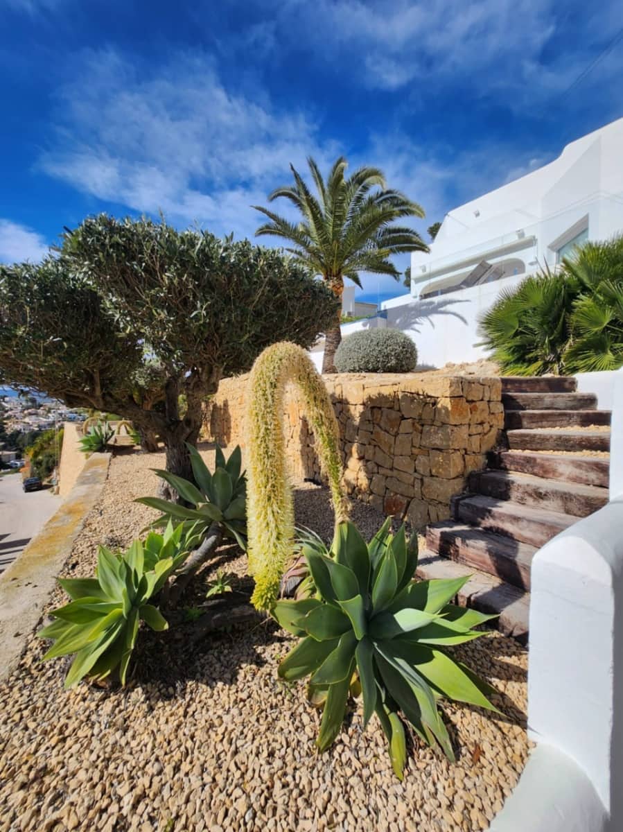 4 slaapkamer Villa te koop in Moraira met zwembad garage - € 1.550.000 (Ref: 9911472)