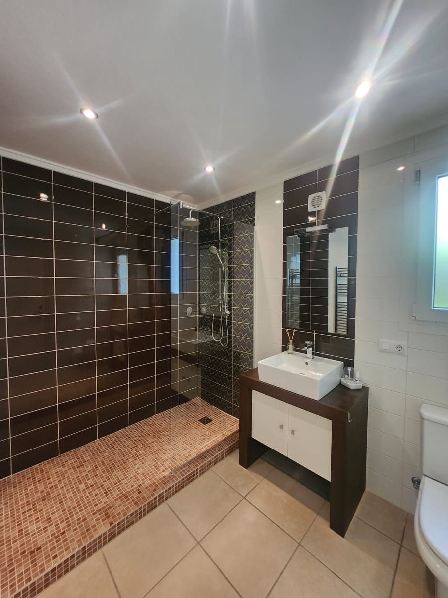 4 slaapkamer Villa te koop in Moraira met zwembad garage - € 1.550.000 (Ref: 9911472)
