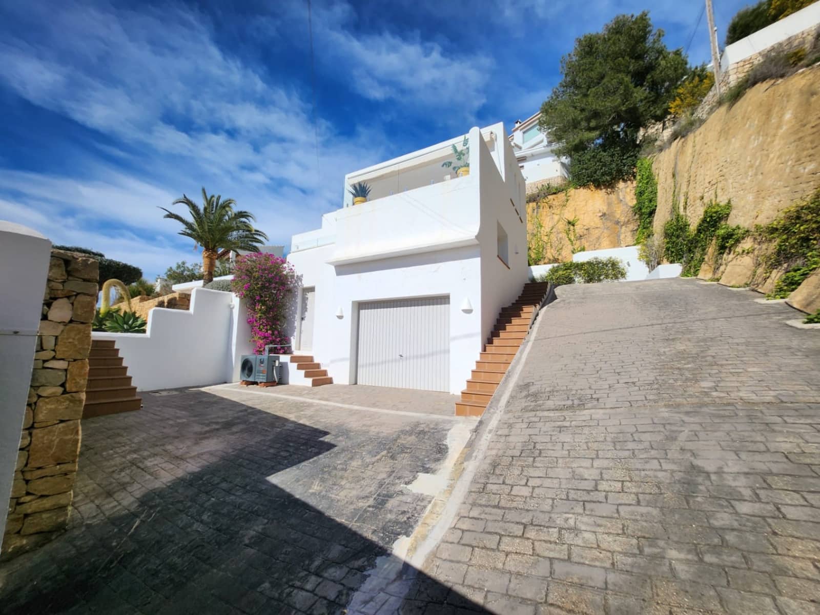 4 slaapkamer Villa te koop in Moraira met zwembad garage - € 1.550.000 (Ref: 9911472)