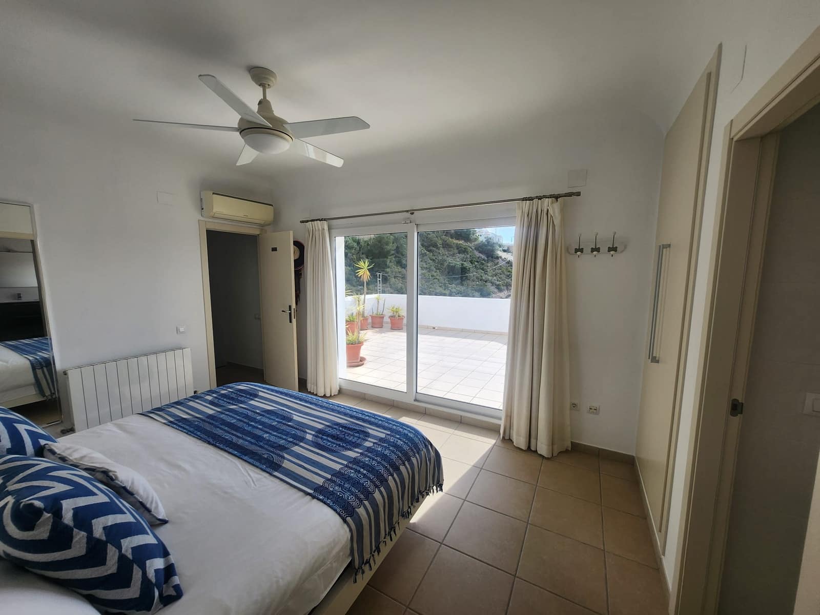 4 slaapkamer Villa te koop in Moraira met zwembad garage - € 1.550.000 (Ref: 9911472)