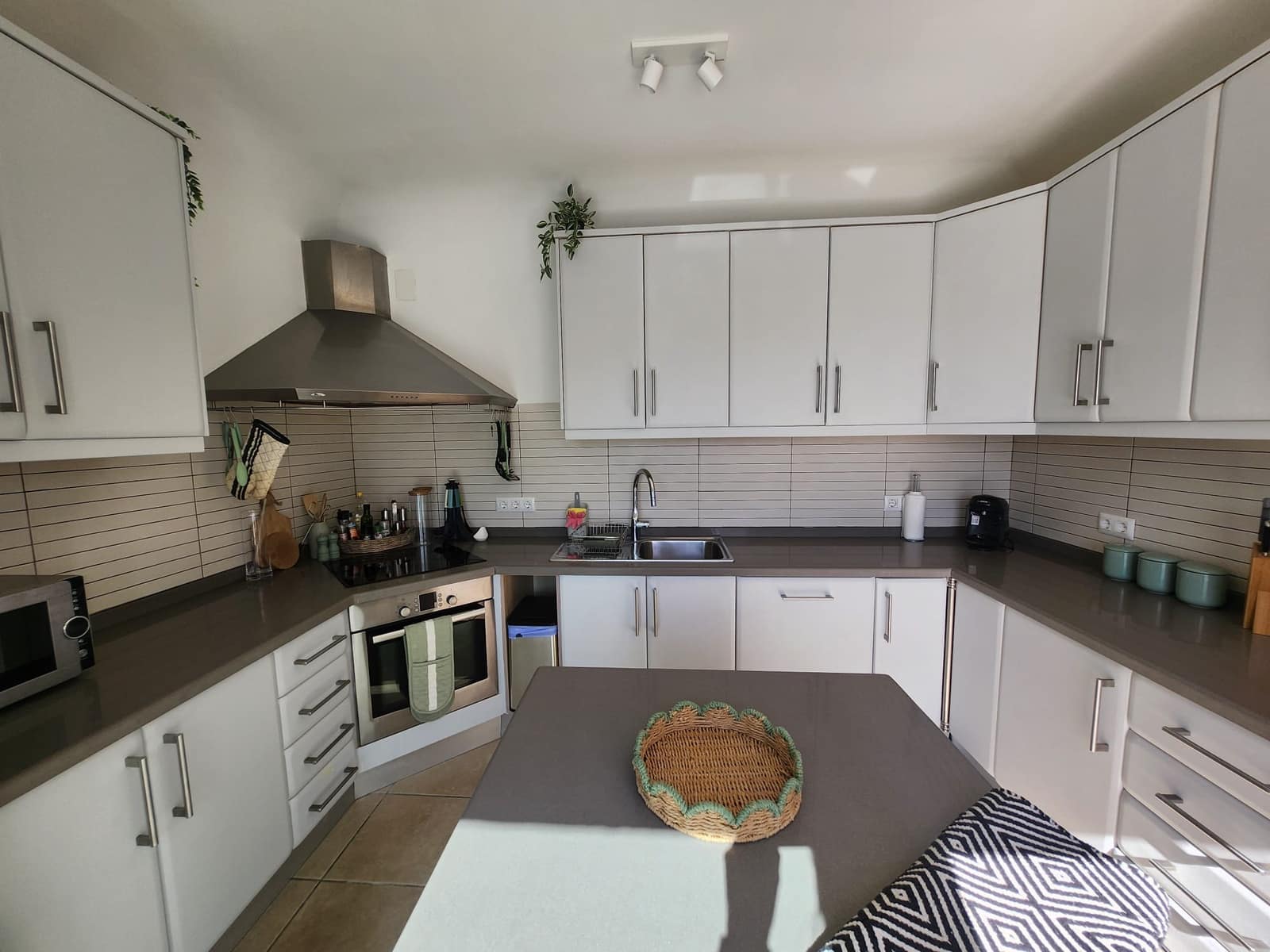 4 slaapkamer Villa te koop in Moraira met zwembad garage - € 1.550.000 (Ref: 9911472)