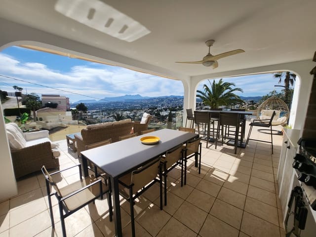 4 slaapkamer Villa te koop in Moraira, Teulada-Moraira met zwembad garage - € 1.550.000 (Ref: 9911472)