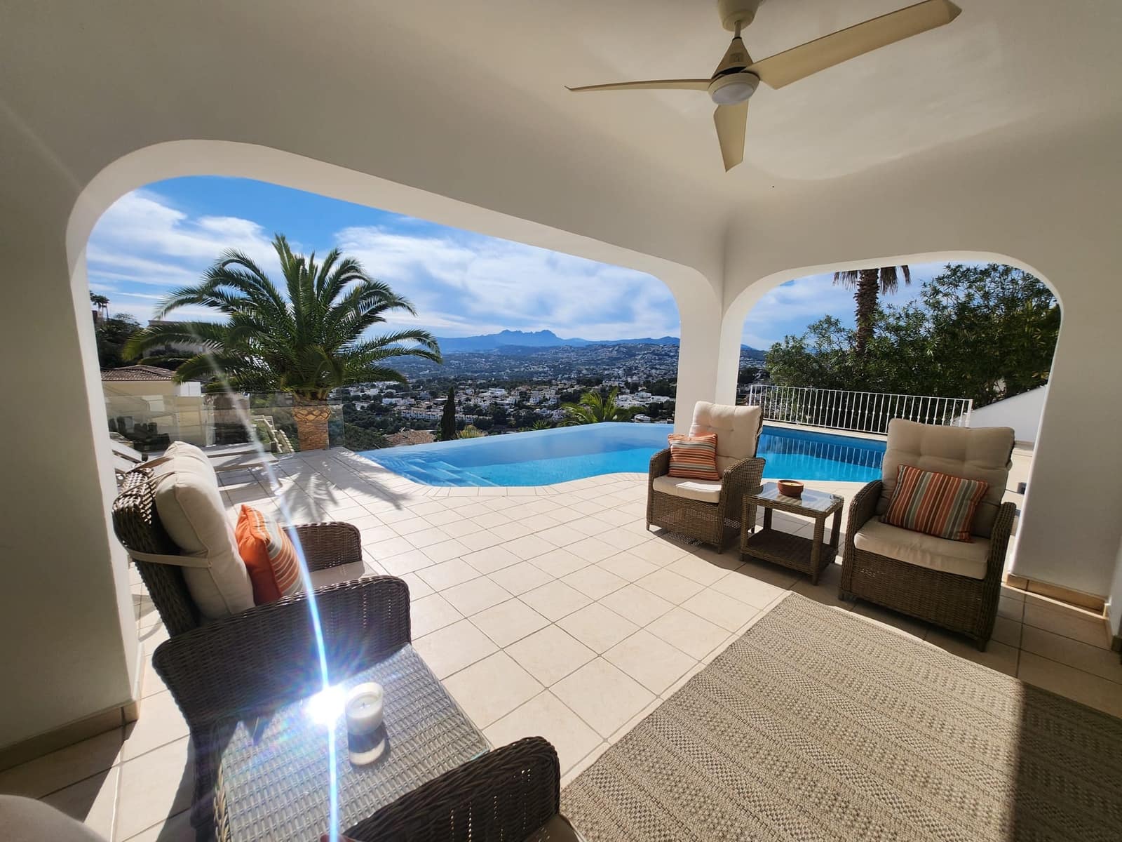 4 slaapkamer Villa te koop in Moraira met zwembad garage - € 1.550.000 (Ref: 9911472)