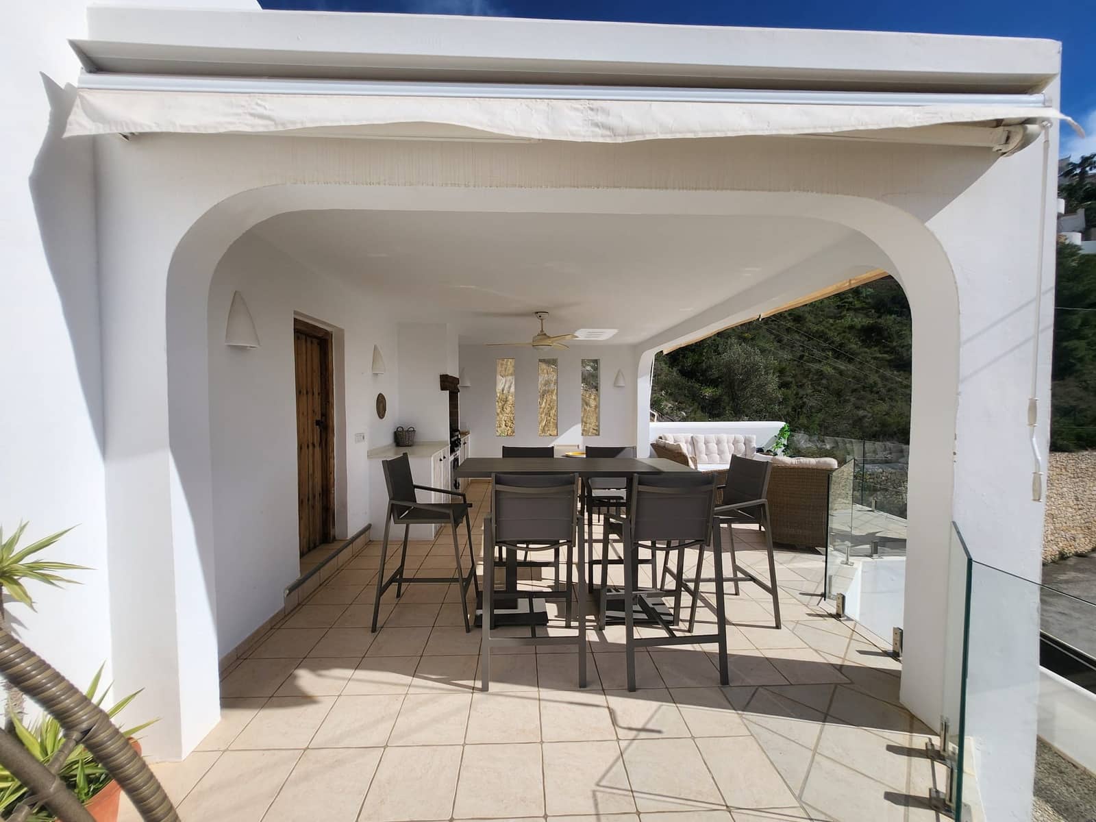 4 slaapkamer Villa te koop in Moraira met zwembad garage - € 1.550.000 (Ref: 9911472)