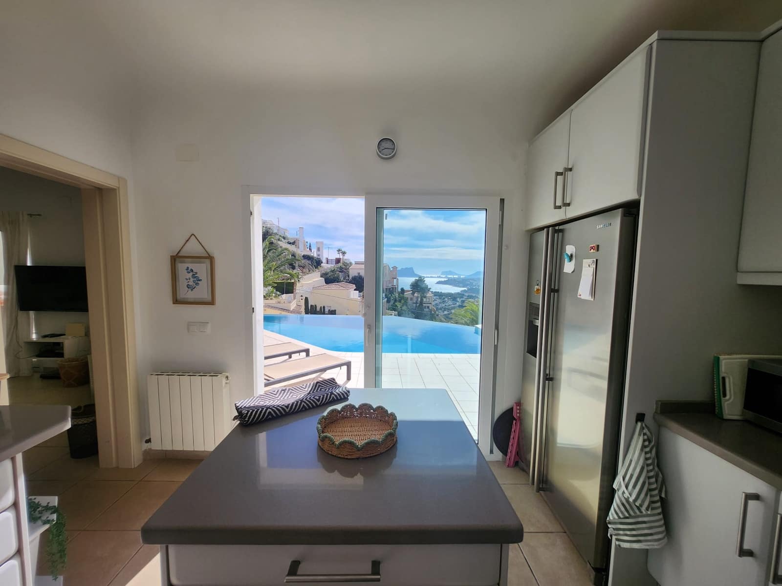 4 slaapkamer Villa te koop in Moraira met zwembad garage - € 1.550.000 (Ref: 9911472)