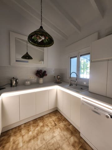 2 makuuhuone Bungalow myytävänä paikassa Benissa mukana 
autotalli - 425 000 € (Ref: 9911473)