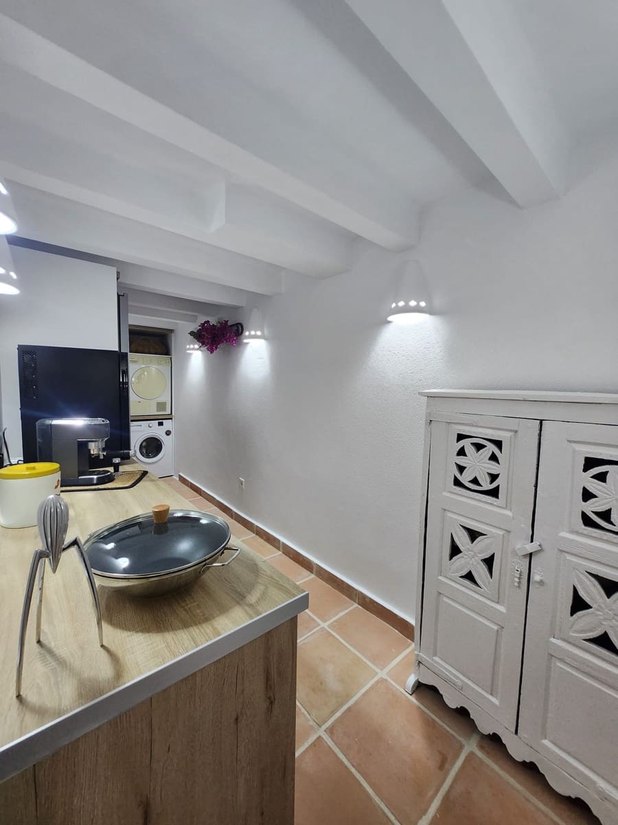 2 makuuhuone Bungalow myytävänä paikassa Benissa mukana 
autotalli - 425 000 € (Ref: 9911473)