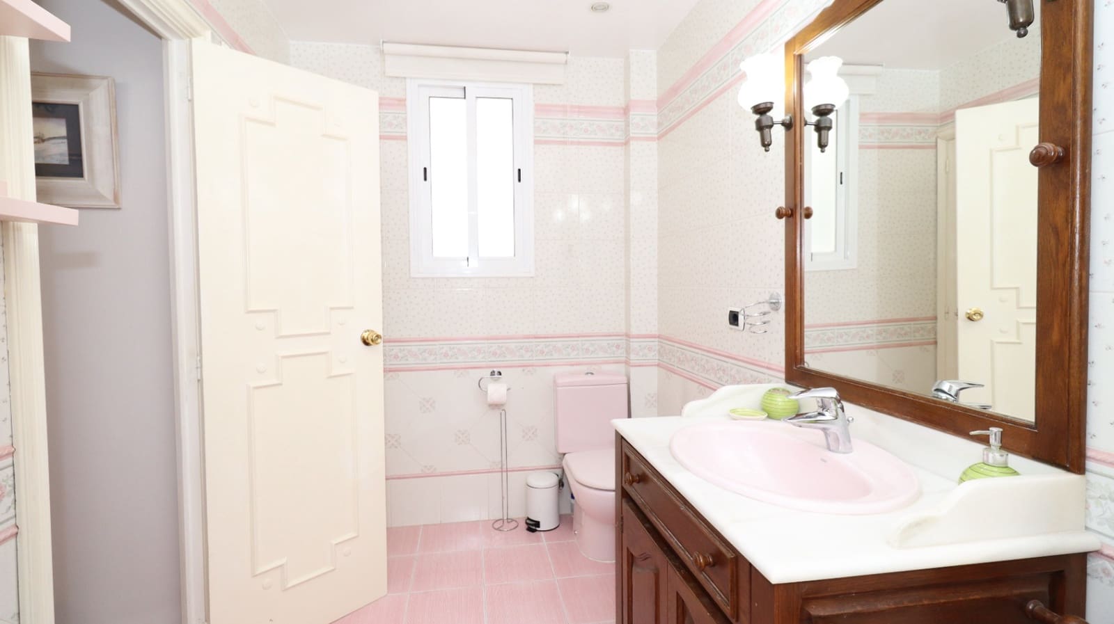 6 bedroom Flat for sale in Burriana / Borriana with garage - € 330,000 (Ref: 9911479)