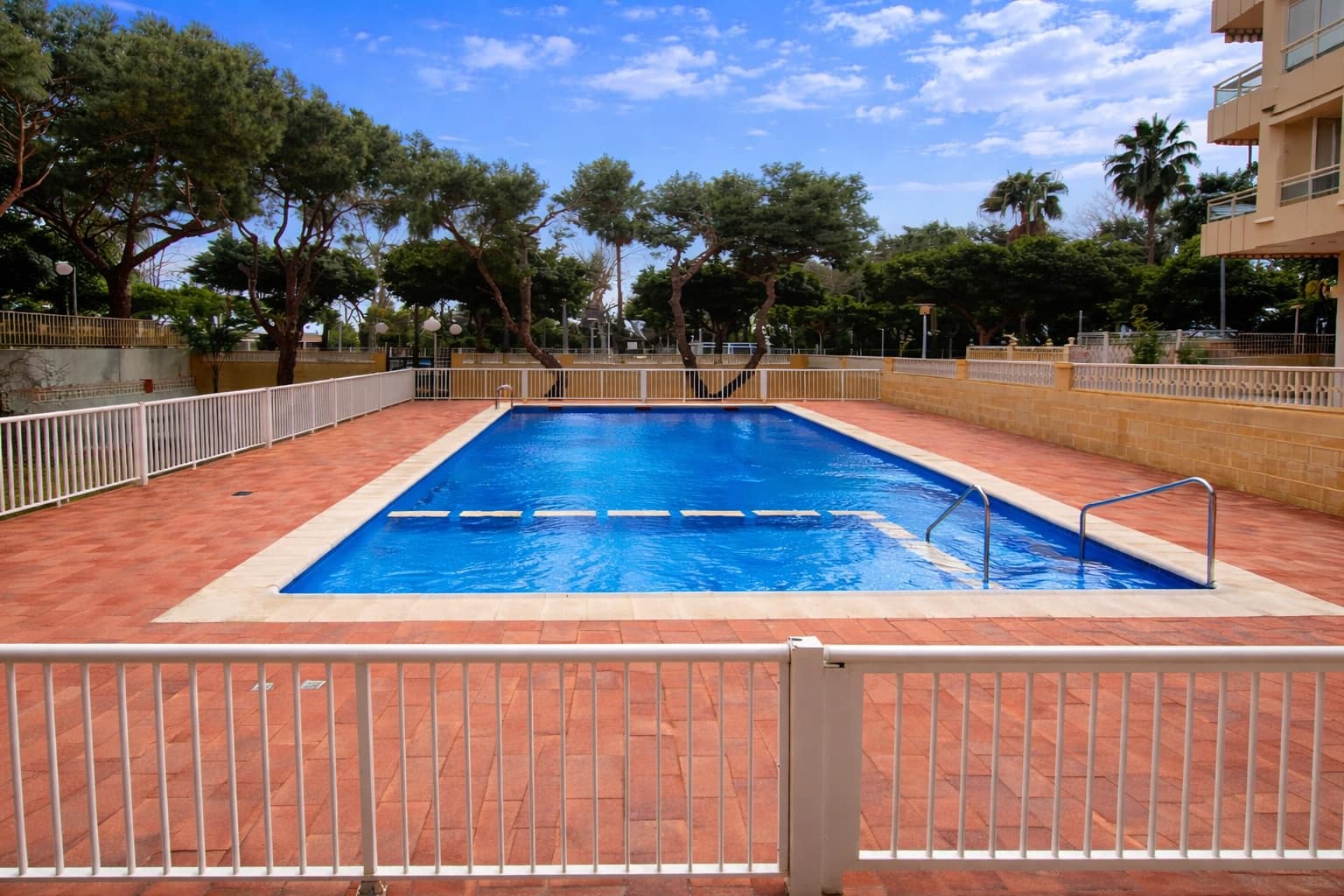 1 bedroom Apartment for sale in Cullera with pool garage - € 170,000 (Ref: 9911482)