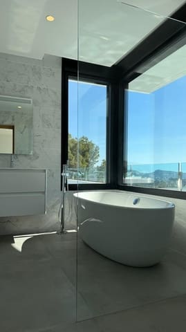 4 sovrum Villa till salu i Moraira, Teulada-Moraira med pool garage - 1 850 000 € (Ref: 9911483)