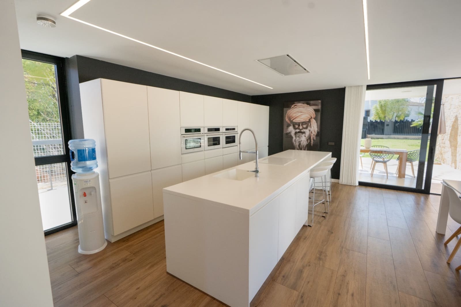 Chalet de 6 habitaciones en Bétera en venta con piscina garaje - 1.995.000 € (Ref: 9911490)