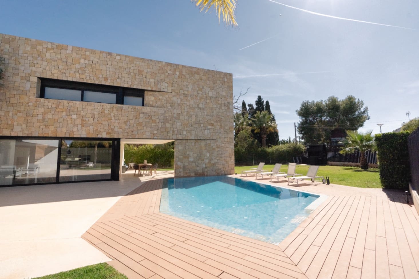 Chalet de 6 habitaciones en Bétera en venta con piscina garaje - 1.995.000 € (Ref: 9911490)