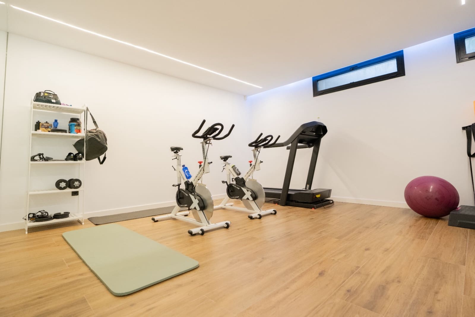 Chalet de 6 habitaciones en Bétera en venta con piscina garaje - 1.995.000 € (Ref: 9911490)