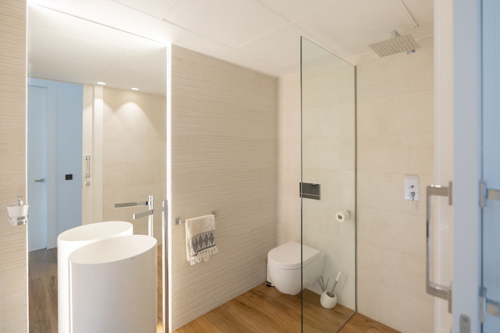 Chalet de 6 habitaciones en Bétera en venta con piscina garaje - 1.995.000 € (Ref: 9911490)