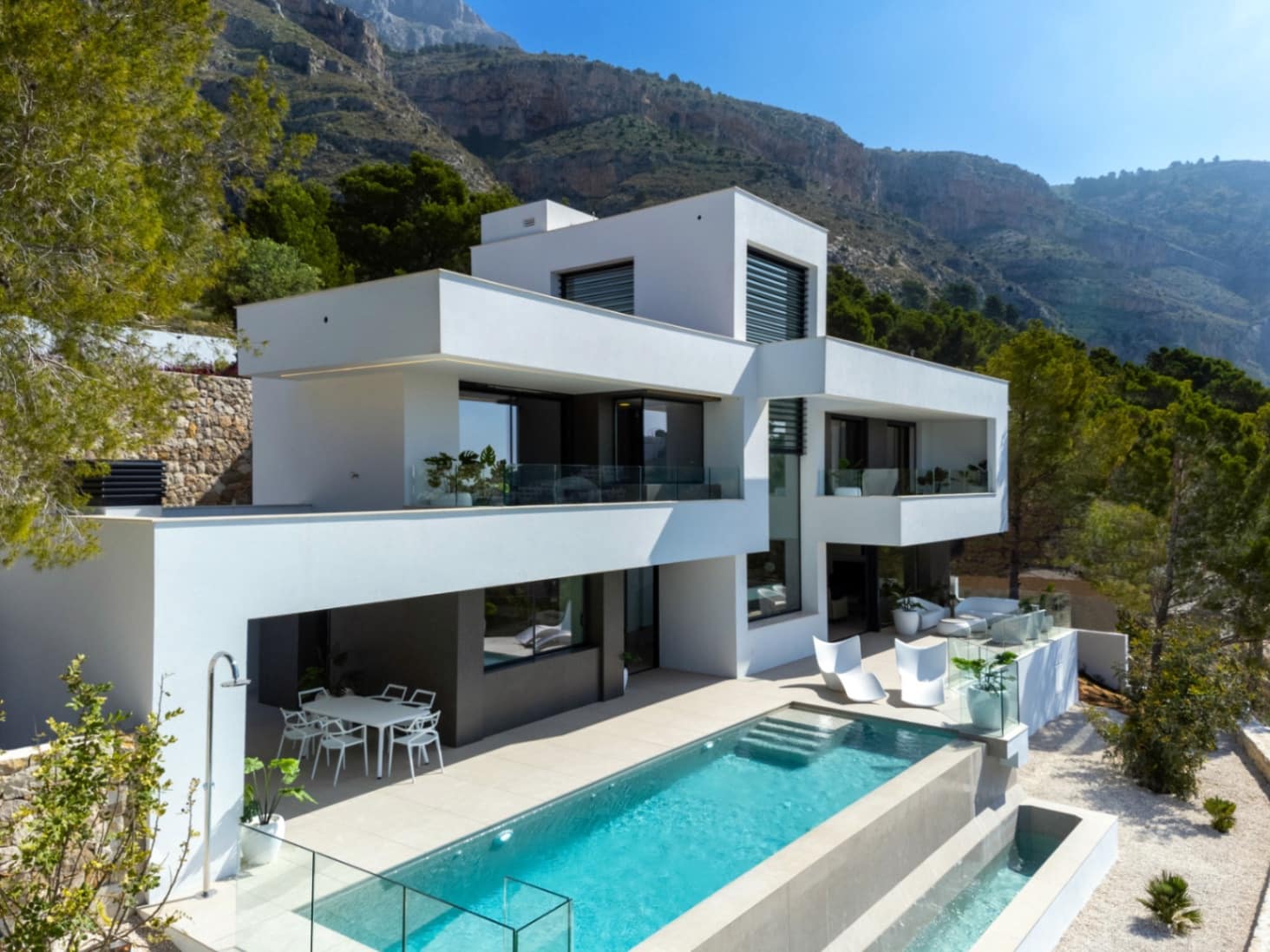 3 Zimmer Villa zu verkaufen in Altea mit Pool Garage - 2.257.000 € (Ref: 9911495)